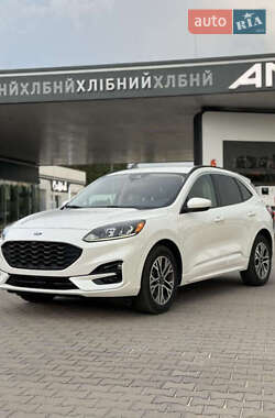 Внедорожник / Кроссовер Ford Escape 2020 в Одессе