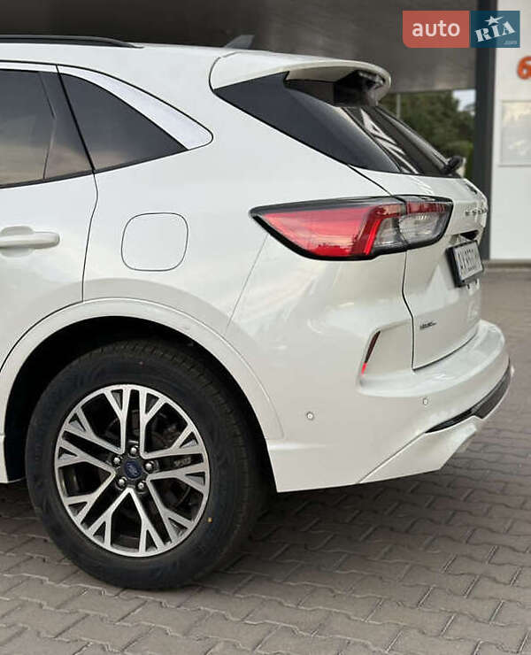 Внедорожник / Кроссовер Ford Escape 2020 в Одессе