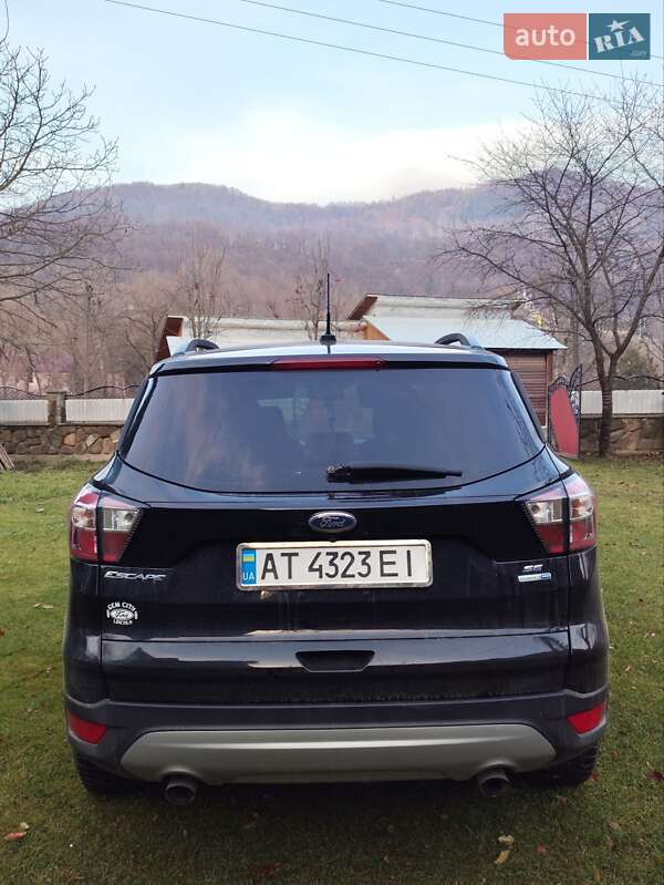 Внедорожник / Кроссовер Ford Escape 2018 в Косове