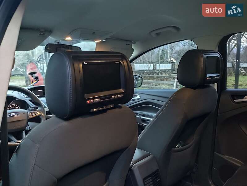 Внедорожник / Кроссовер Ford Escape 2018 в Косове