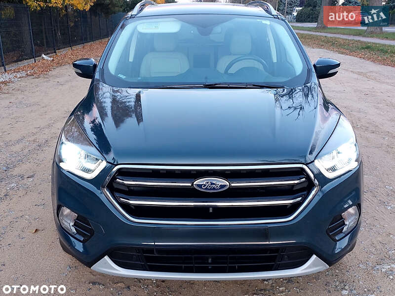 Внедорожник / Кроссовер Ford Escape 2019 в Львове
