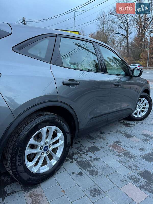 Позашляховик / Кросовер Ford Escape 2021 в Тернополі