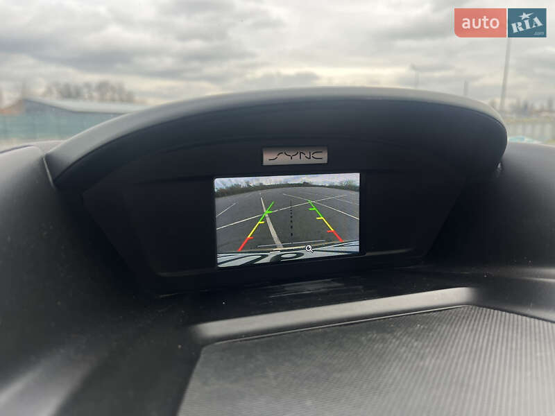 Внедорожник / Кроссовер Ford Escape 2016 в Виннице