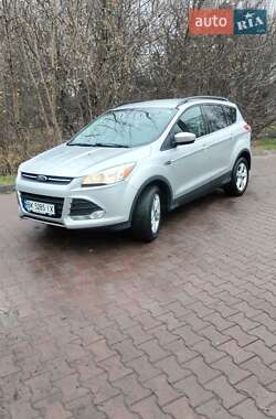 Позашляховик / Кросовер Ford Escape 2015 в Рівному