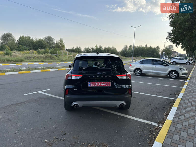 Позашляховик / Кросовер Ford Escape 2021 в Києві