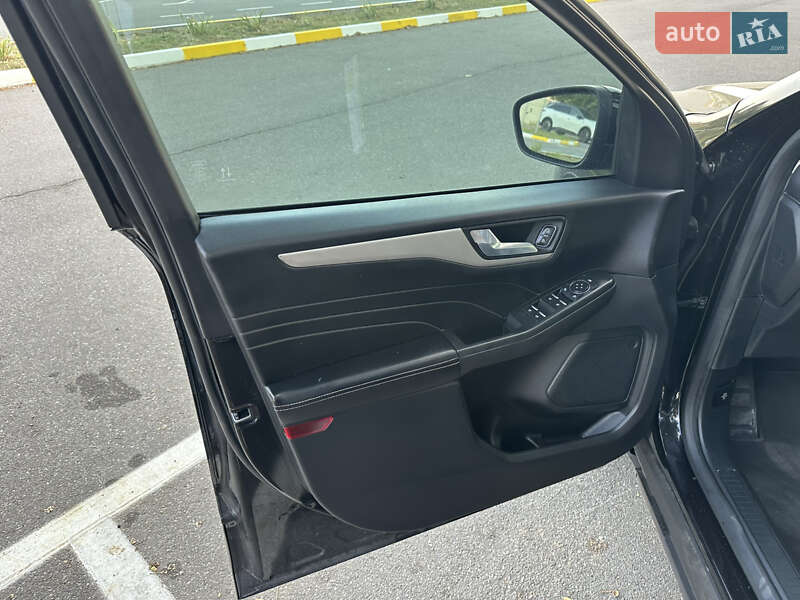 Позашляховик / Кросовер Ford Escape 2021 в Києві