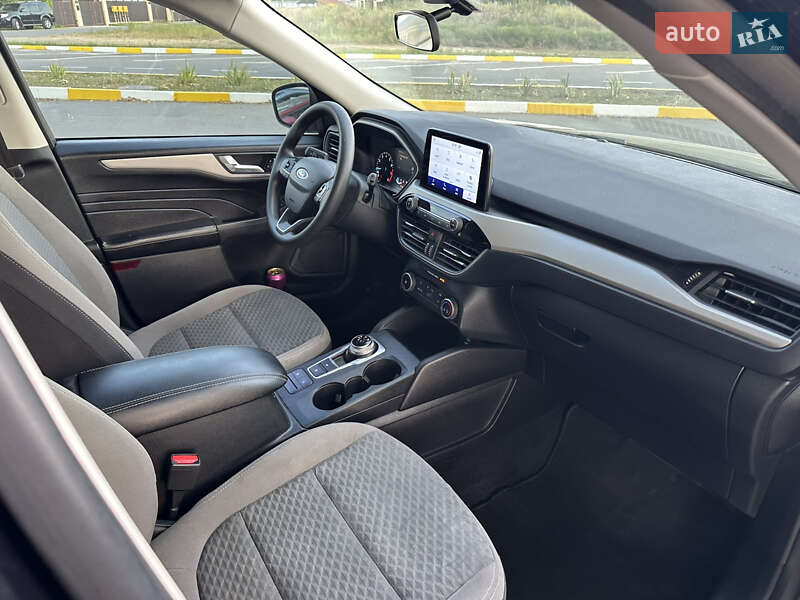 Позашляховик / Кросовер Ford Escape 2021 в Києві