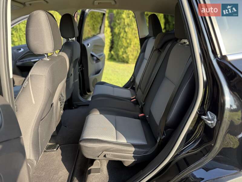 Внедорожник / Кроссовер Ford Escape 2017 в Днепре