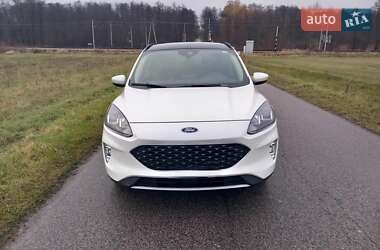 Позашляховик / Кросовер Ford Escape 2020 в Львові