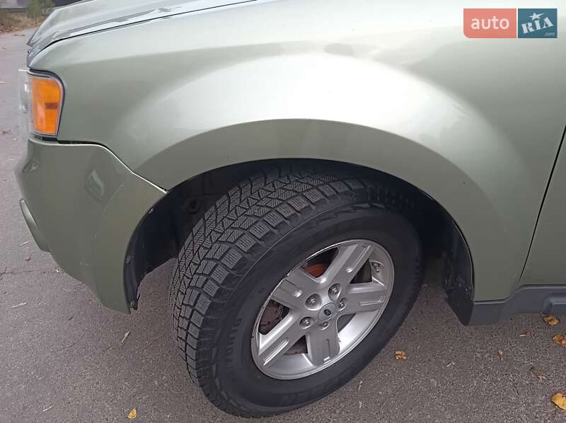Позашляховик / Кросовер Ford Escape 2008 в Києві