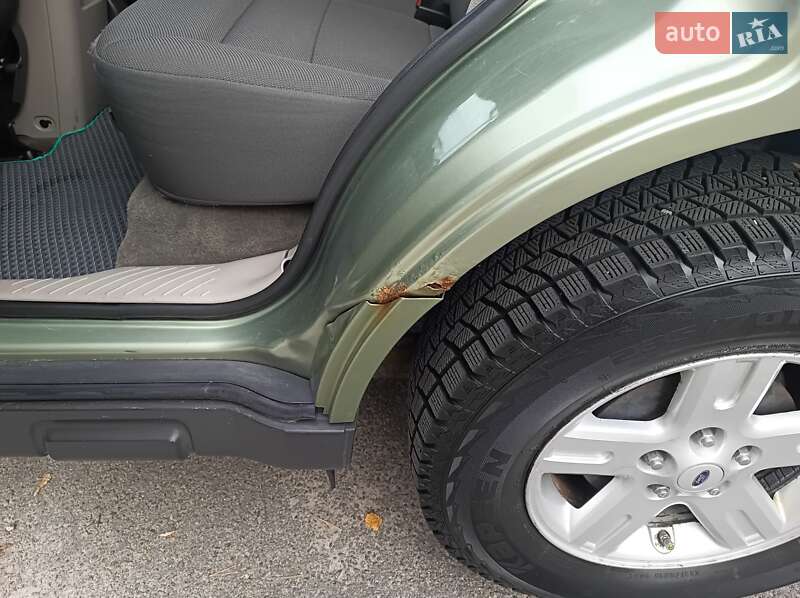 Позашляховик / Кросовер Ford Escape 2008 в Києві