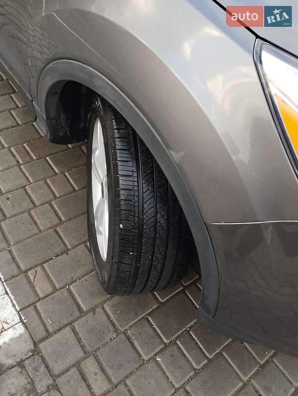 Позашляховик / Кросовер Ford Escape 2014 в Шполі