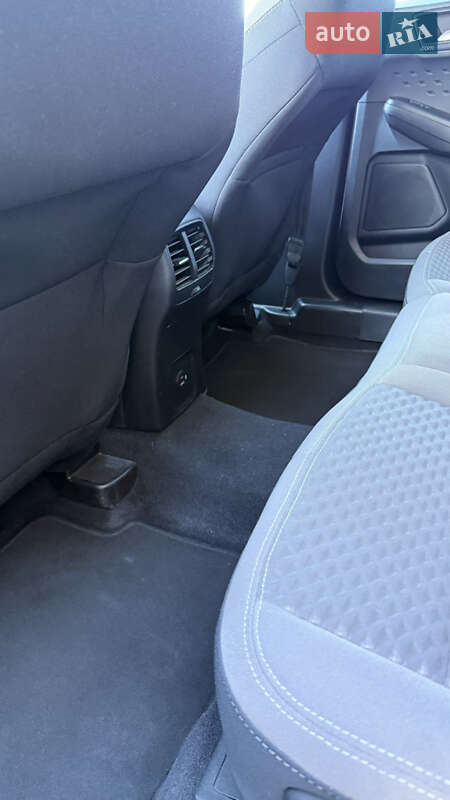 Позашляховик / Кросовер Ford Escape 2020 в Стрию