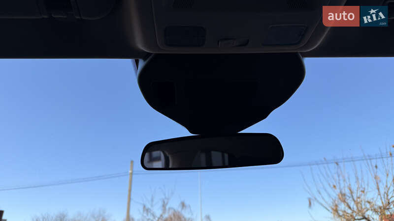 Позашляховик / Кросовер Ford Escape 2020 в Стрию