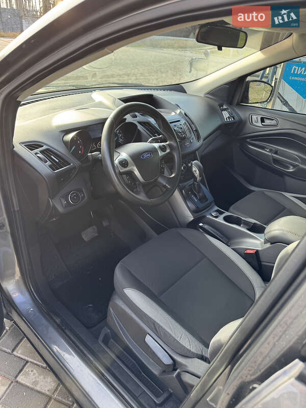 Внедорожник / Кроссовер Ford Escape 2014 в Днепре