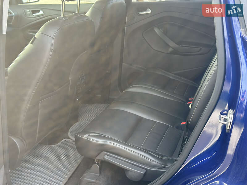 Внедорожник / Кроссовер Ford Escape 2012 в Днепре