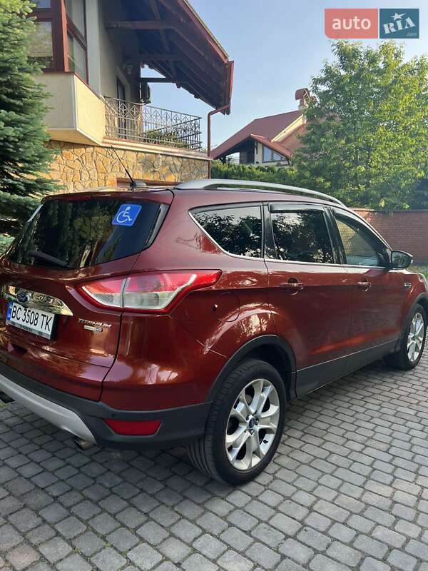 Позашляховик / Кросовер Ford Escape 2015 в Львові