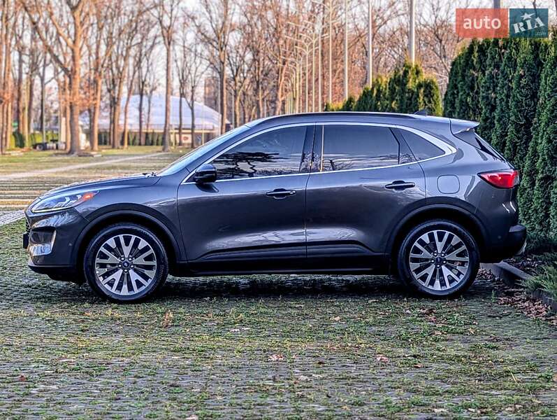 Позашляховик / Кросовер Ford Escape 2020 в Харкові
