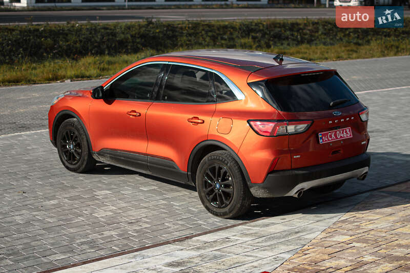 Внедорожник / Кроссовер Ford Escape 2019 в Львове