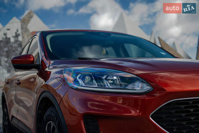 Внедорожник / Кроссовер Ford Escape 2019 в Львове