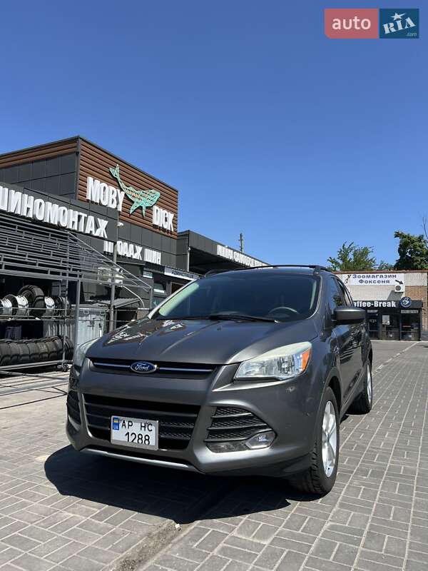 Внедорожник / Кроссовер Ford Escape 2012 в Каменском