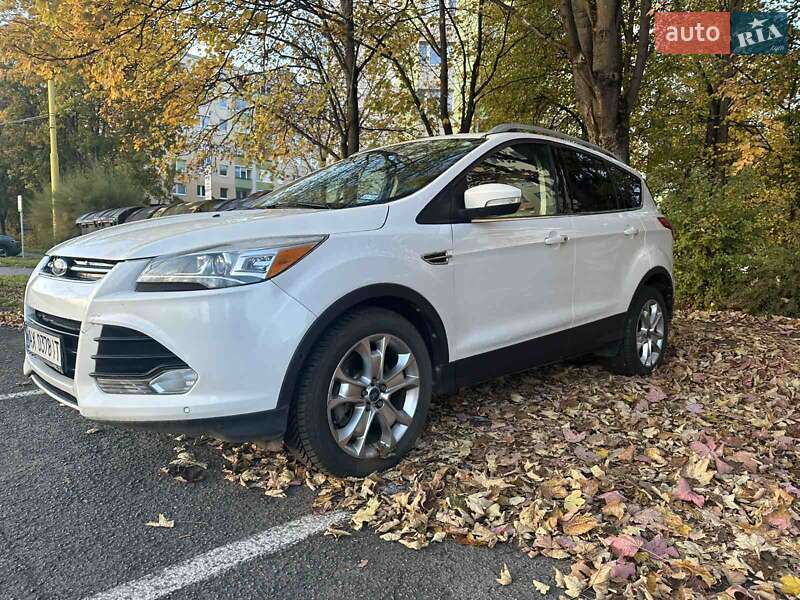 Внедорожник / Кроссовер Ford Escape 2014 в Ужгороде