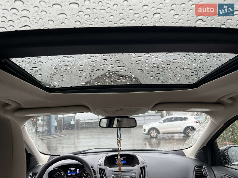 Позашляховик / Кросовер Ford Escape 2018 в Софіївській Борщагівці