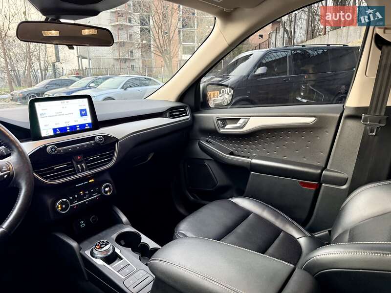 Внедорожник / Кроссовер Ford Escape 2020 в Харькове