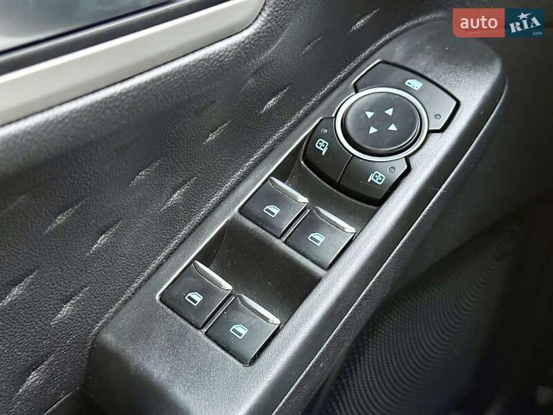 Внедорожник / Кроссовер Ford Escape 2020 в Харькове