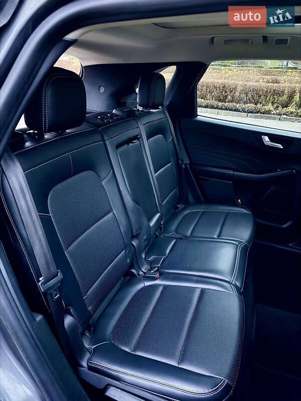 Позашляховик / Кросовер Ford Escape 2021 в Києві