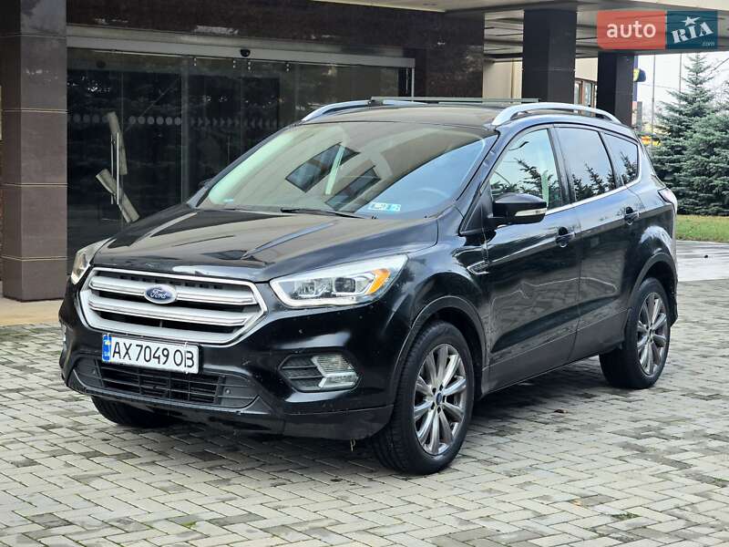 Внедорожник / Кроссовер Ford Escape 2017 в Харькове