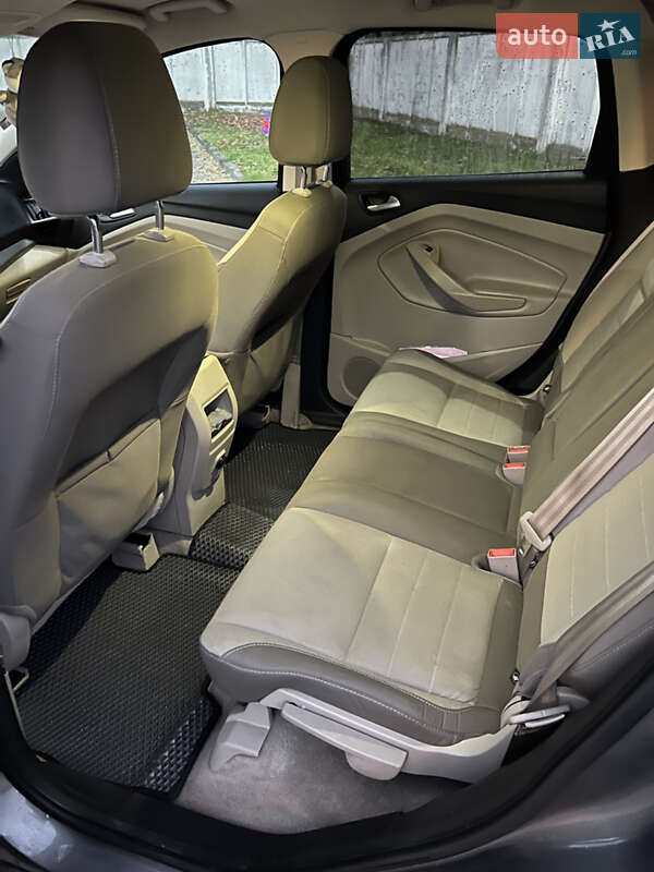 Внедорожник / Кроссовер Ford Escape 2013 в Мостиске