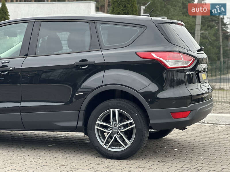 Позашляховик / Кросовер Ford Escape 2015 в Києві