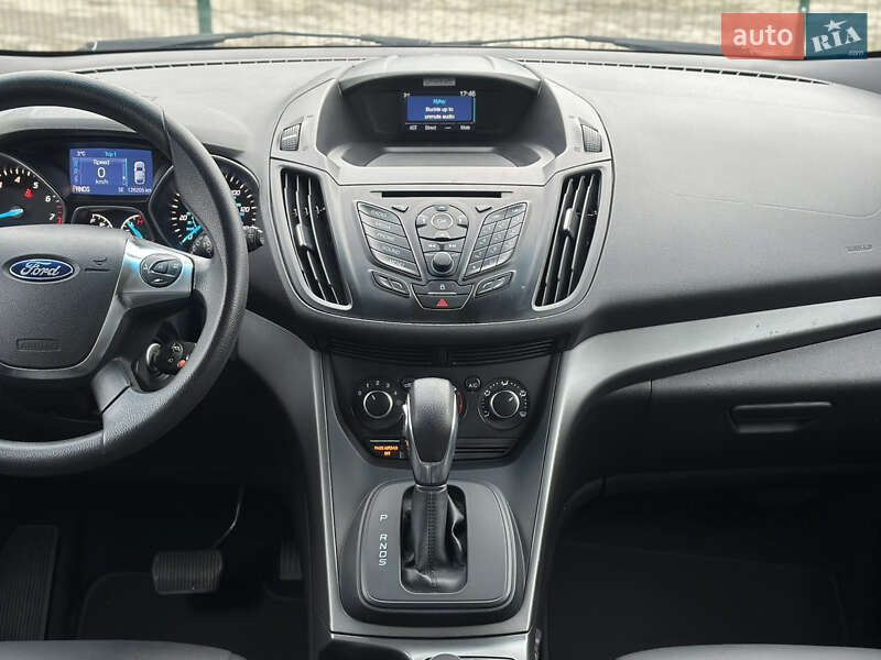 Позашляховик / Кросовер Ford Escape 2015 в Києві