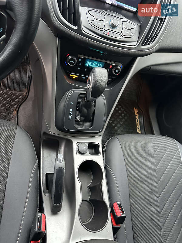 Позашляховик / Кросовер Ford Escape 2014 в Чернігові
