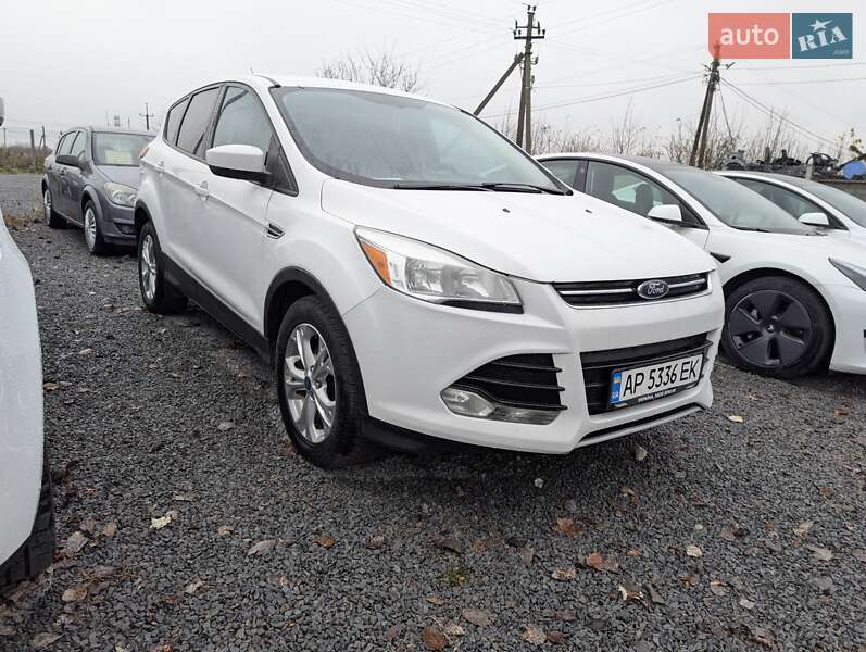Внедорожник / Кроссовер Ford Escape 2014 в Ровно