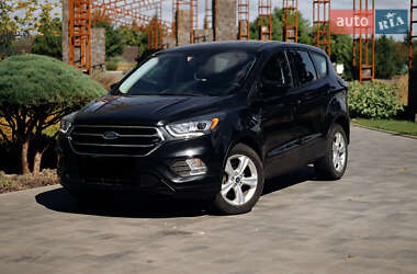 Внедорожник / Кроссовер Ford Escape 2016 в Черкассах