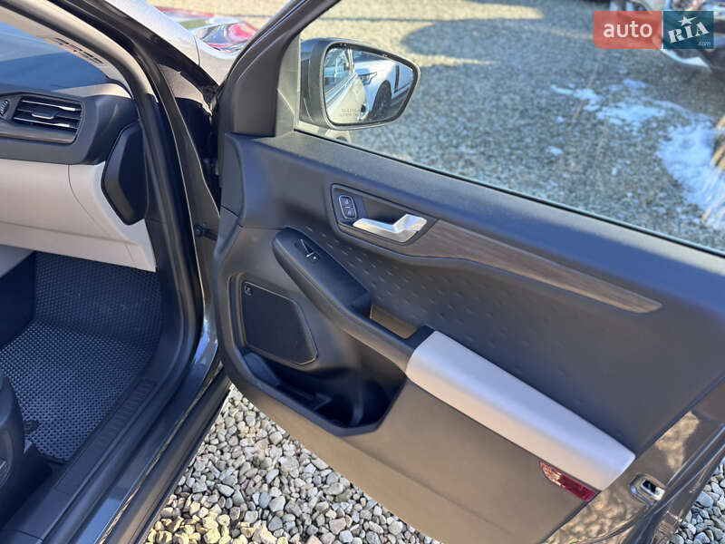 Позашляховик / Кросовер Ford Escape 2020 в Івано-Франківську