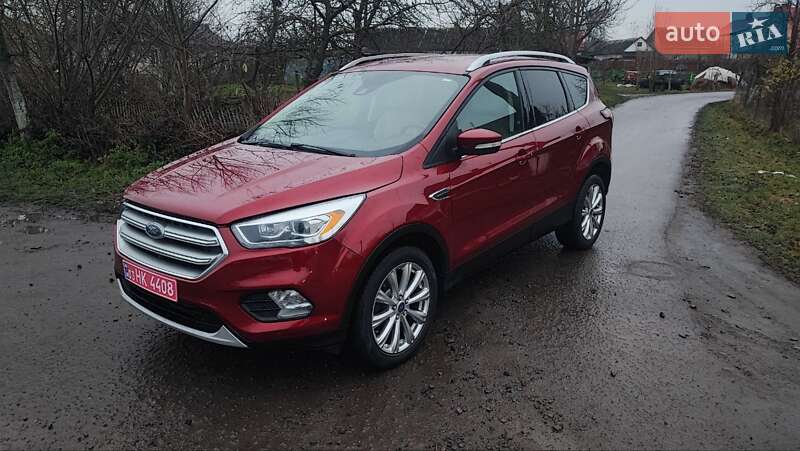 Внедорожник / Кроссовер Ford Escape 2017 в Дубно