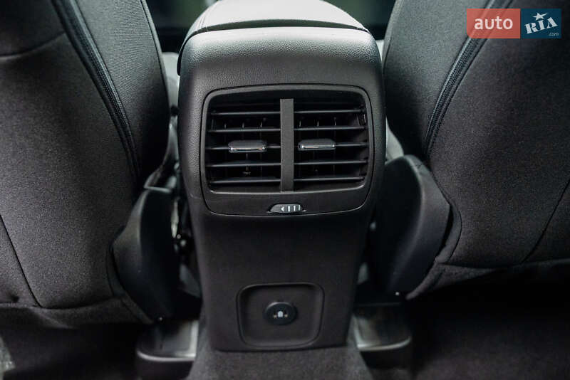 Внедорожник / Кроссовер Ford Escape 2024 в Коломые