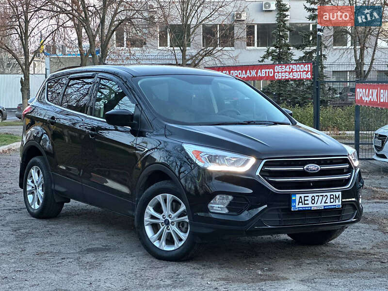 Внедорожник / Кроссовер Ford Escape 2019 в Днепре