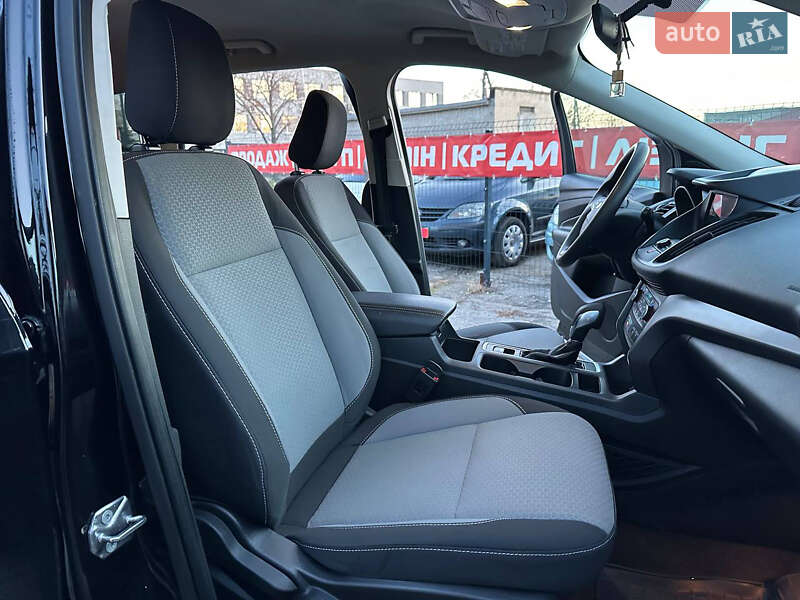 Внедорожник / Кроссовер Ford Escape 2019 в Днепре