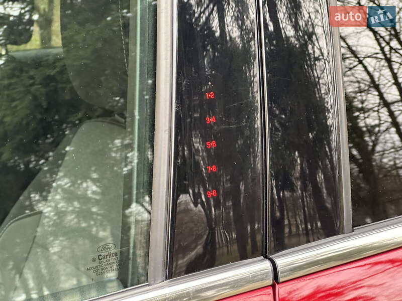 Внедорожник / Кроссовер Ford Escape 2017 в Киеве