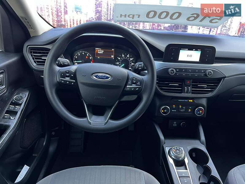 Внедорожник / Кроссовер Ford Escape 2020 в Черкассах