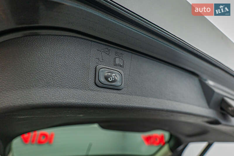 Позашляховик / Кросовер Ford Escape 2018 в Києві