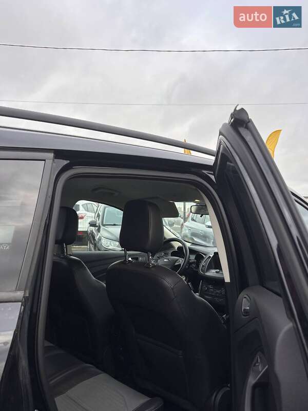 Внедорожник / Кроссовер Ford Escape 2018 в Львове