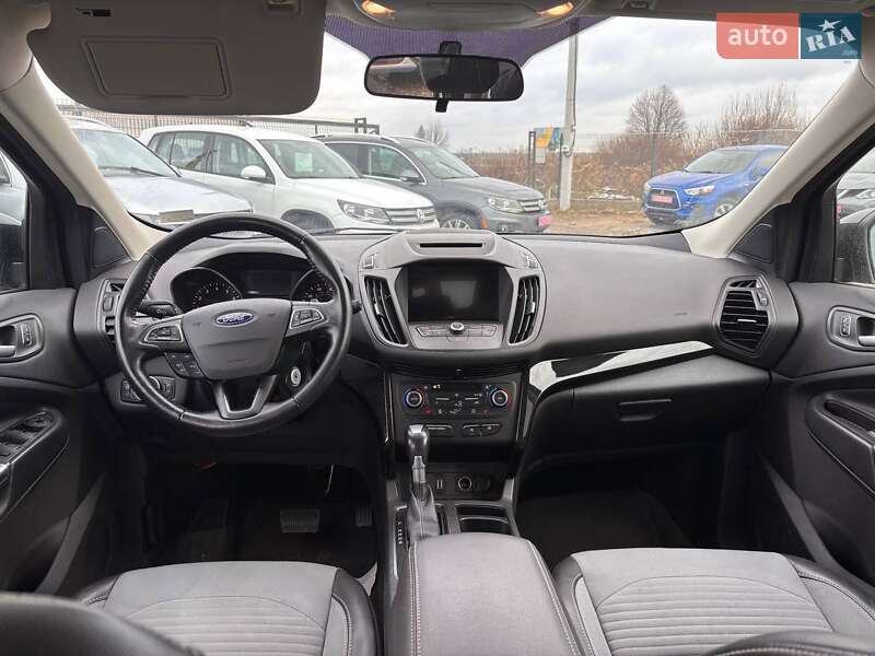 Внедорожник / Кроссовер Ford Escape 2018 в Львове