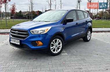 Позашляховик / Кросовер Ford Escape 2017 в Ірпені