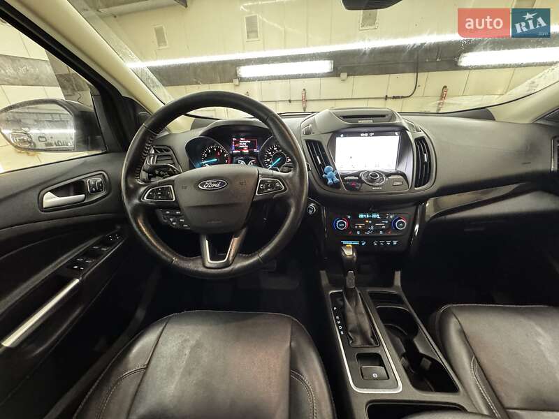 Позашляховик / Кросовер Ford Escape 2017 в Києві