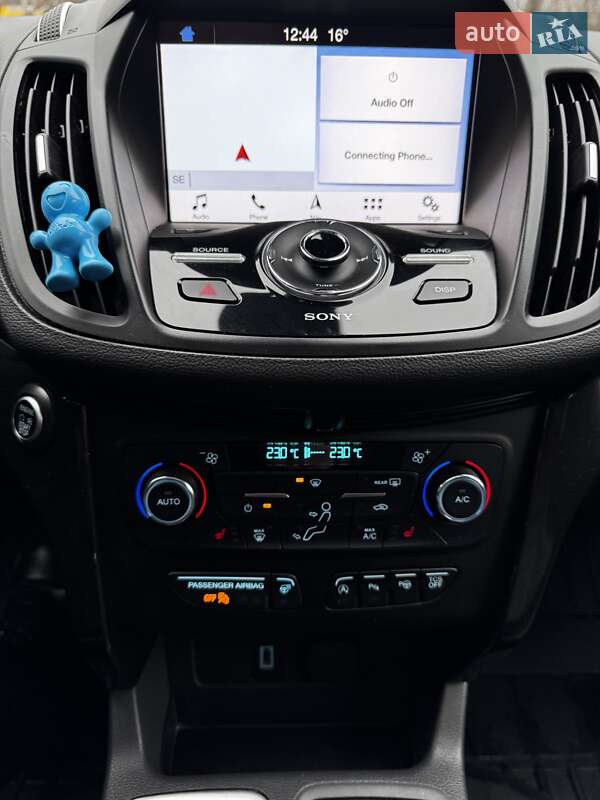 Позашляховик / Кросовер Ford Escape 2017 в Києві